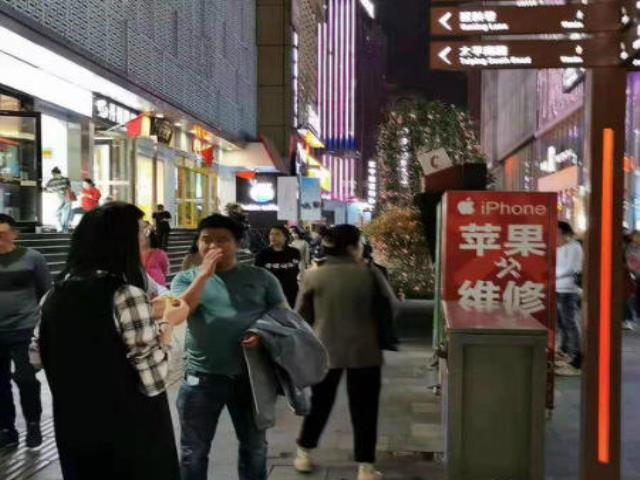 秦淮区新街口羊皮巷金銮巷十字路口,临街门面出租,餐饮