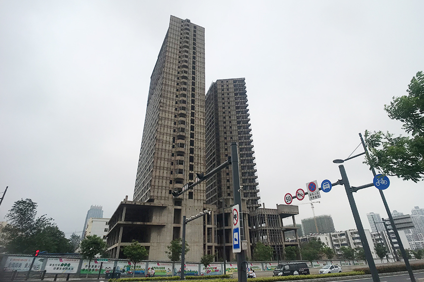 【第二次拍卖】江苏省连云港市连云区中华东路46号商住楼4套房地产