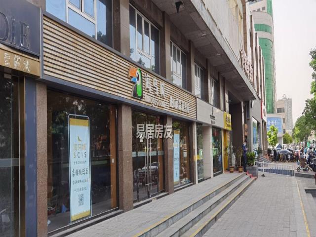 (出租)市中心超大门头 沿街门面,适合各种经营