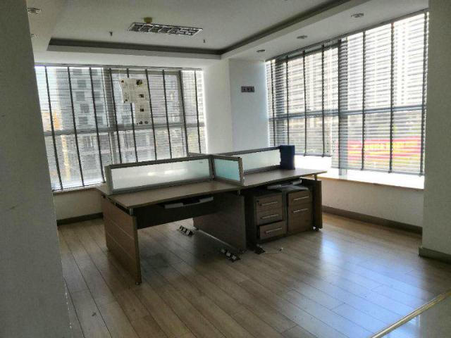 (出租) 文昌西路京华城湖景房德馨大厦236平租15.5万