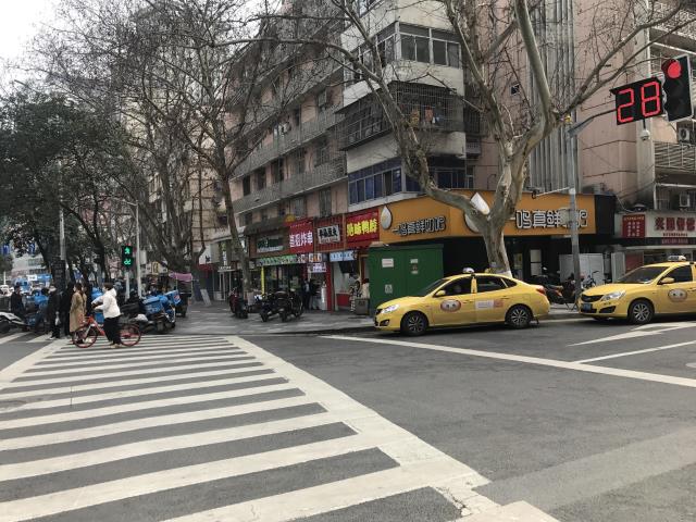(出租)大行宫科巷难得出来的位置商铺转让人气火爆办公群体地铁口位置