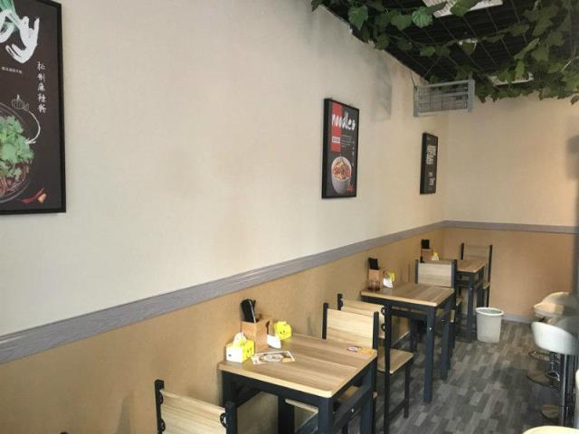 (转让)小蜜蜂优推,吴江三里桥精装修品牌肉夹馍店转让