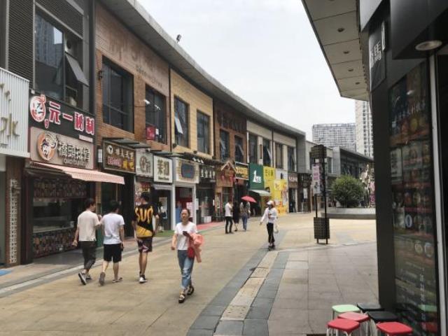 常州商铺出租 万达金街内街,小面积商铺出租,位置好人流大有上下水