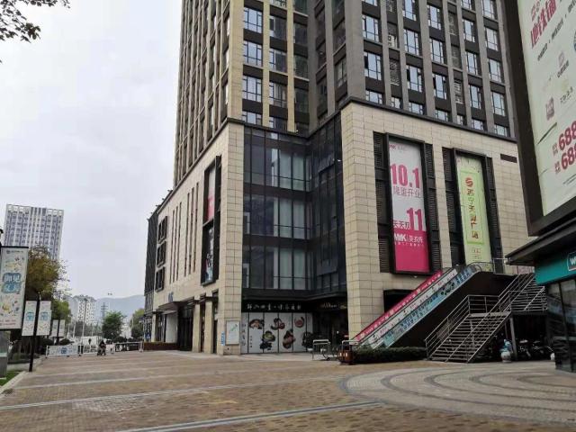 00㎡ 物业费:暂无  区域:梁溪区  地址:北塘区 -黄巷 苏宁天御广场