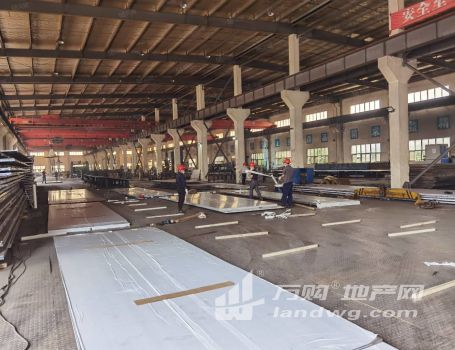 江北单层钢结构厂房，紧邻地铁口，高速入口，配套完善