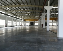 R空港工业园新建单层厂房5000平行车6台，另有综合楼出租每层2000平