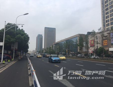江宁区 开发区双龙大道临街150m²商铺