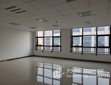 宝龙广场99—1310平，高档精装修办公室，招商直租