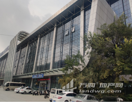 免中介费，徐州高铁站东50米，300-5000自由组合办公室