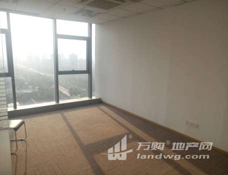 招商部 南京新地中心 双地铁 国际5A办公楼307平米 全新装修