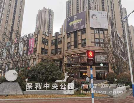 超低价出售江宁保乐荟餐饮门面 迎十字路口 展示面大 年租32万