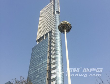 南京第一楼（紫峰大厦）高区景观好 有家具 企业形象